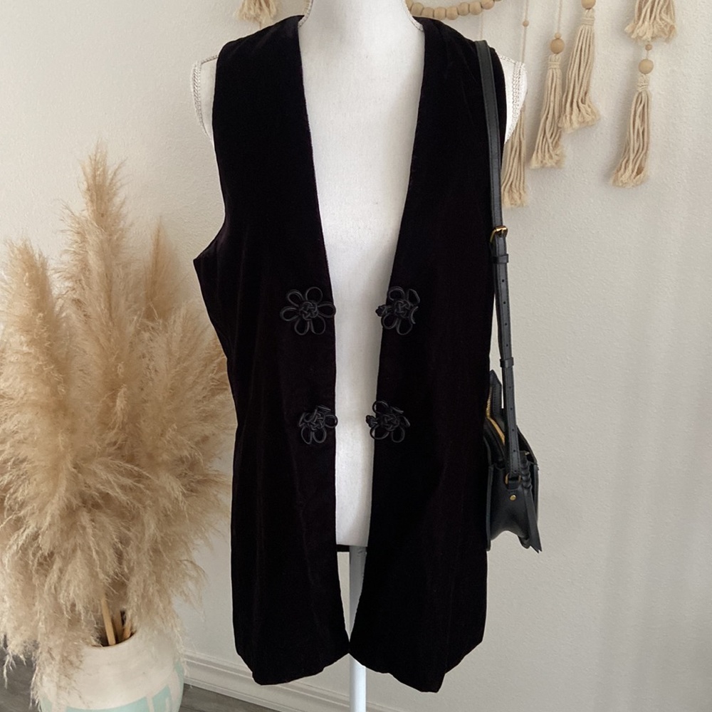 Vintage black velvet vest longline 70s 90s vibes rafaella brand festival style M